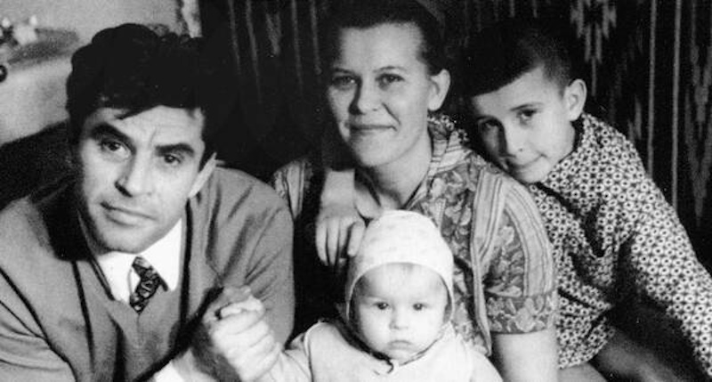 Григір Тютюнник