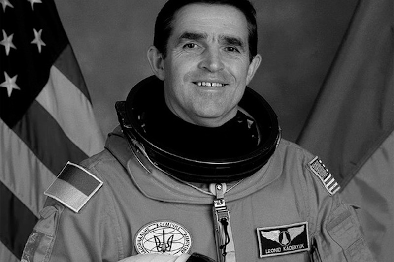 Леонід Каденюк