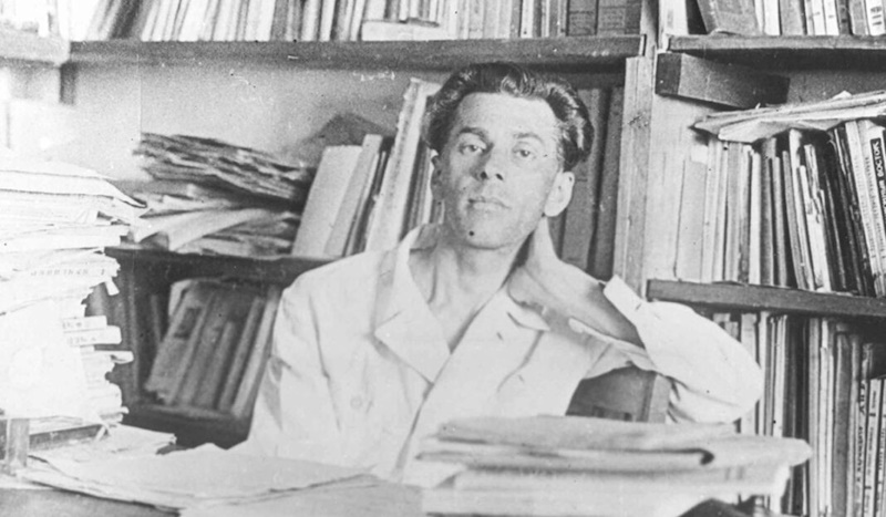 Павло Тичина